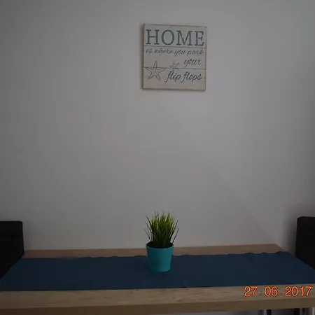 Apartament *